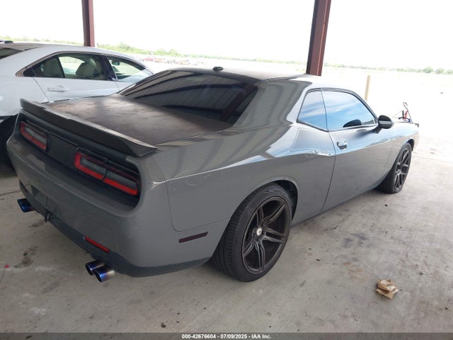 2C3CDZAG7JH229777 Dodge 2018