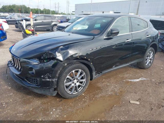 2018 MASERATI LEVANTE ZN661XUA6JX294238 Photo 1