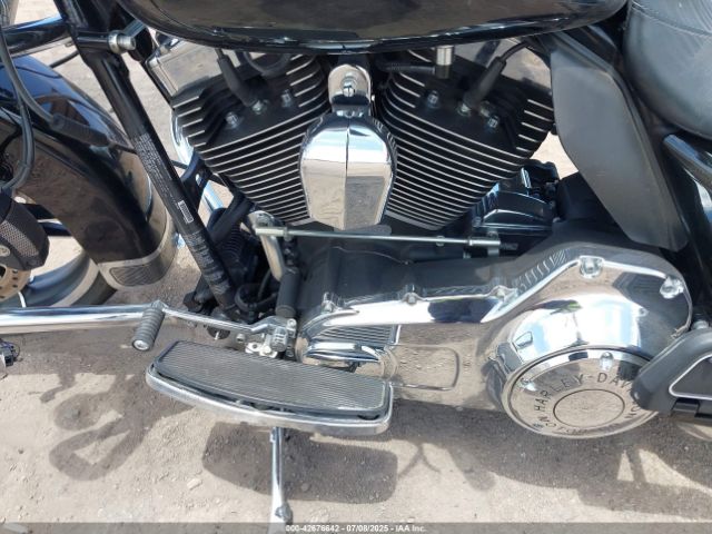 2015 HARLEY-DAVIDSON FLHR 1HD1FBM18FB648893 Photo 8