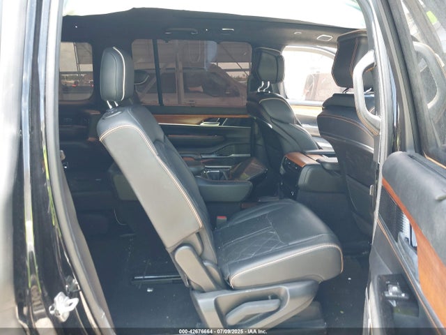 1C4SJVGJXNS116321 Jeep 2022