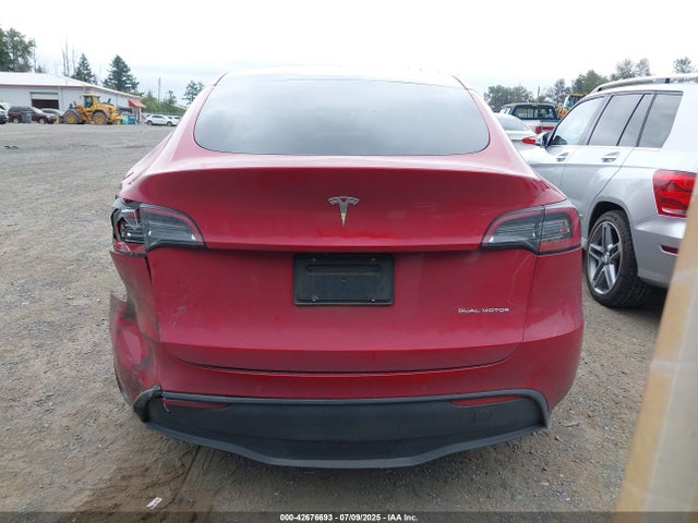 7SAYGDEE2NF429808 Tesla 2022