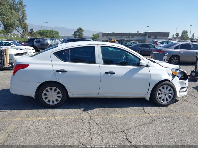 Nissan Versa 1.6 S 2016 3N1CN7AP9GL905405 Image 13