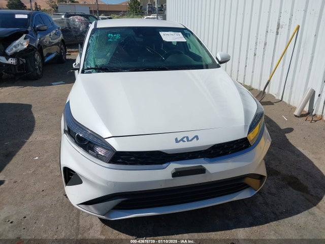 3KPF24AD8RE816598 KIA mpi nu