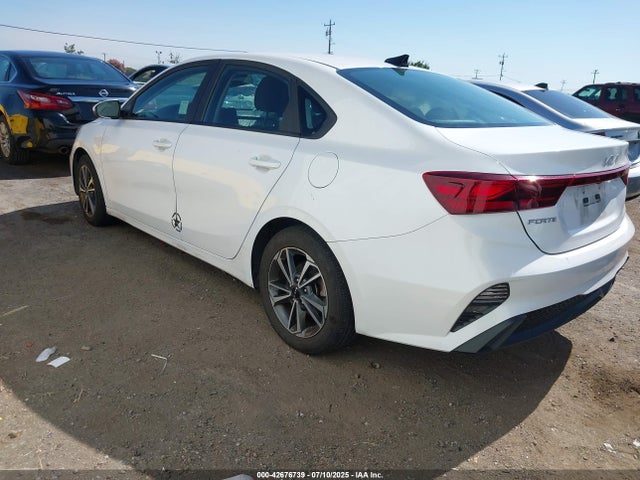 3KPF24AD8RE816598 KIA mpi nu