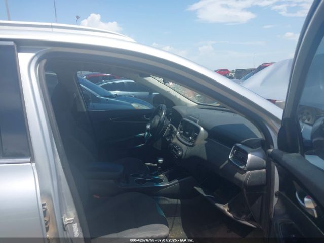 2020 KIA SORENTO 5XYPG4A3XLG632528 Photo 4