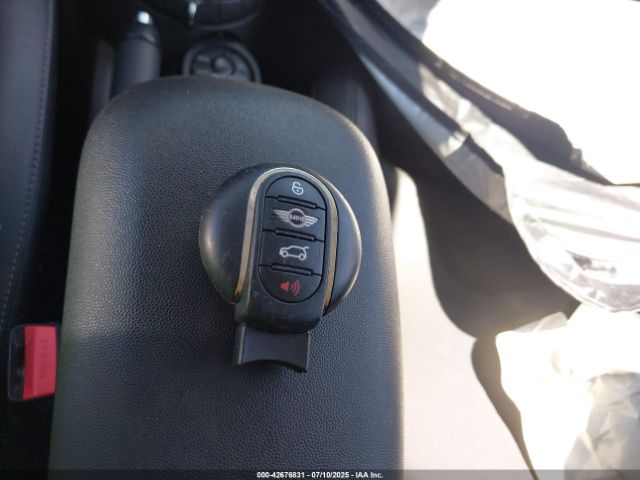 2016 MINI HARDTOP WMWXU1C54G2D09260 Photo 10