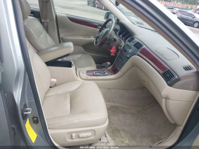 2004 LEXUS ES 330 JTHBA30G340010904 Photo 4