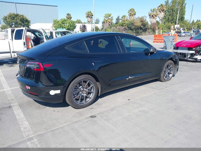 2018 TESLA MODEL 3 5YJ3E1EA9JF011457 Photo 3