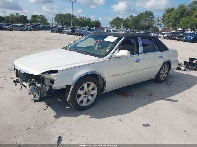 2006 CADILLAC DTS 1G6KD57966U132215 Photo 1