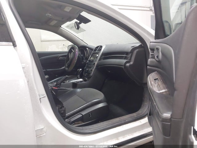 1G11D5SL8FU135041 Chevrolet lkw