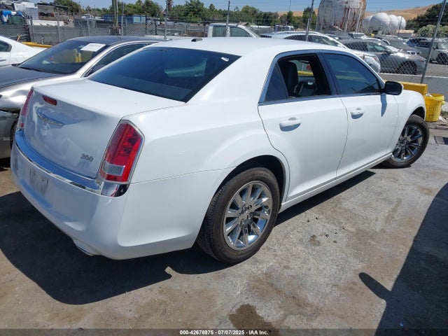 2C3CCAAG8EH376359 Chrysler 2014