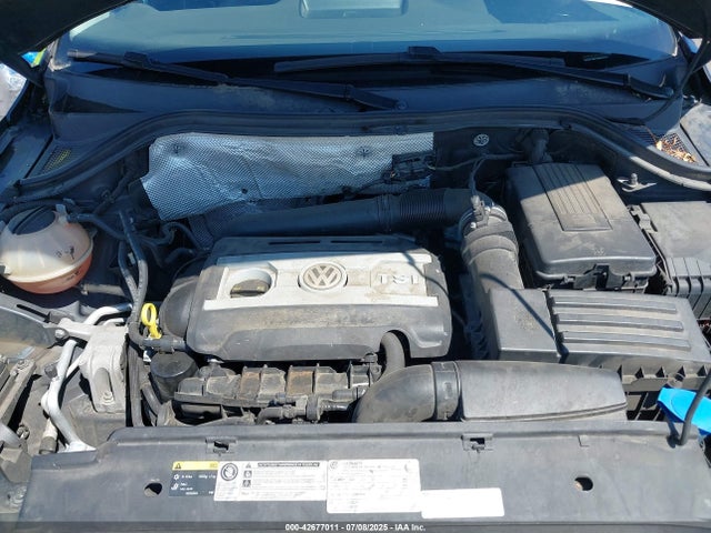 WVGAV7AX1FW574781 Volkswagen Tiguan