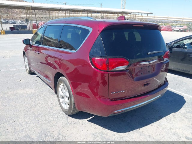 Chrysler 2020 2020 2C4RC1EG8LR240644 Image 3