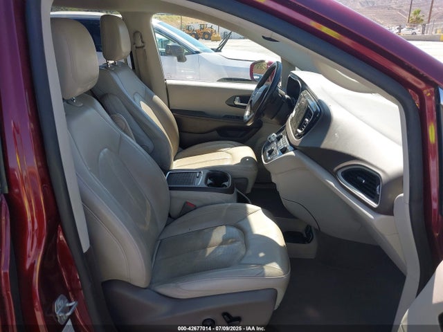 Chrysler 2020 2020 2C4RC1EG8LR240644 Image 5