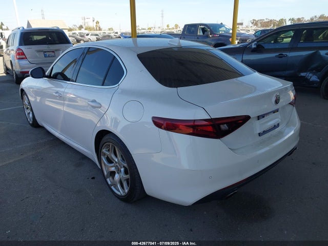 Alfa Romeo giulia (952) 2018 ZARFAECN8J7592421 Image 3