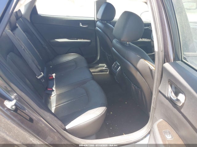 5XXGU4L37JG257267 KIA gdi