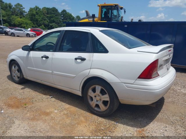 2003 FORD FOCUS 1FAFP38383W126765 Photo 2