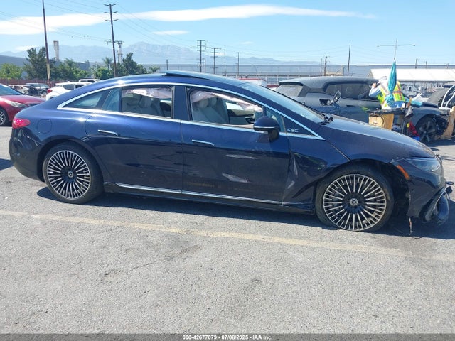 W1KCG2DB8NA004966 Mercedes-Benz ed