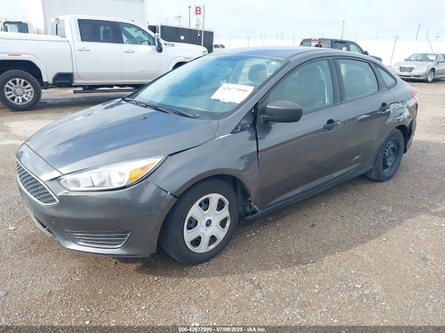 Ford 2.0l gdi 2018 1FADP3E27JL240113 Image 2