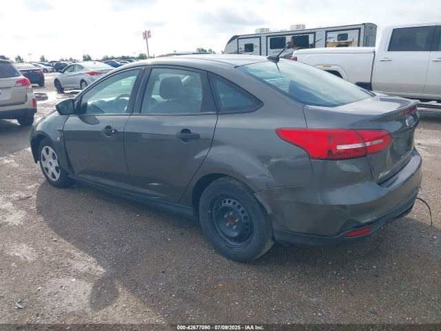 Ford 2.0l gdi 2018 1FADP3E27JL240113 Image 3