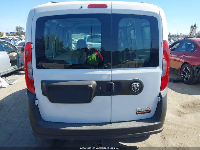 RAM 2015 2015 ZFBERFAT2F6A01878 Image 16