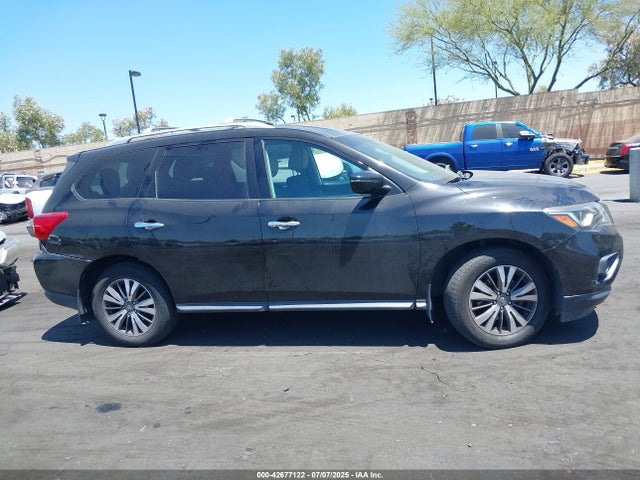 Nissan 2017 2017 5N1DR2MN6HC657299 Image 13