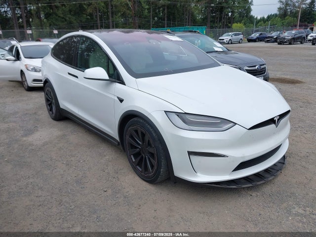 2022 TESLA MODEL X 7SAXCDE59NF359957 Photo 0