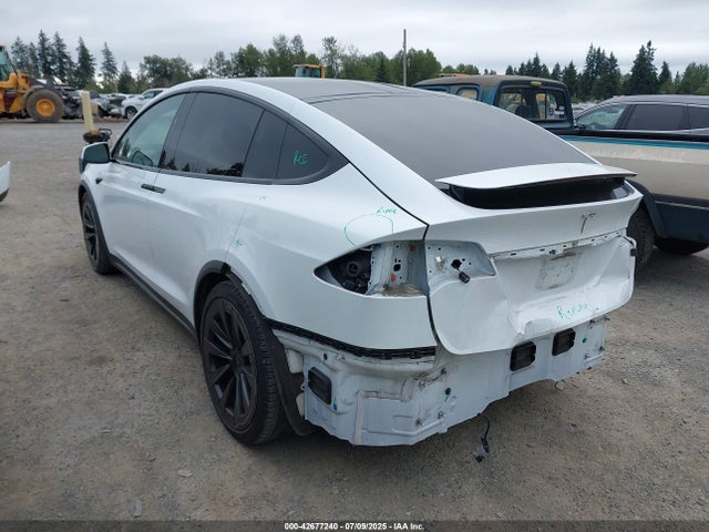 2022 TESLA MODEL X 7SAXCDE59NF359957 Photo 2