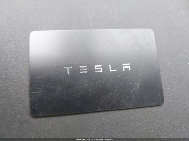2025 TESLA MODEL 3 5YJ3E1EA3SF915449 Photo 10