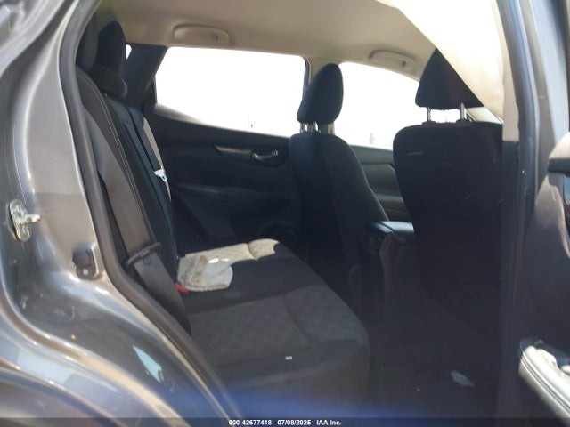 Nissan 2018 2018 JN1BJ1CP8JW153702 Image 8
