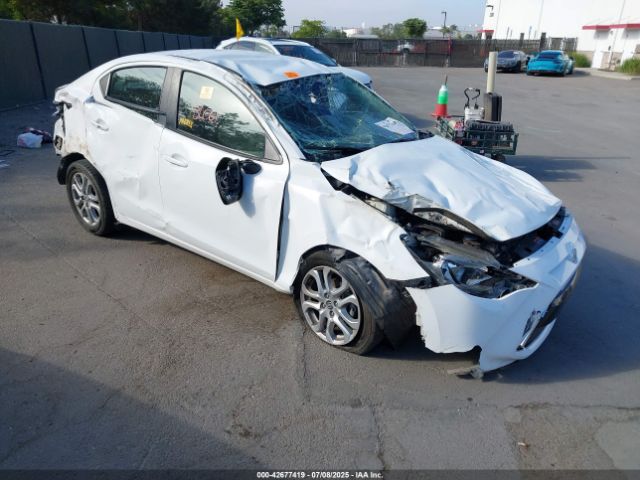 Scion p5v 2016 3MYDLBZV7GY132256 main image