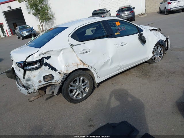 3MYDLBZV7GY132256 Scion p5v