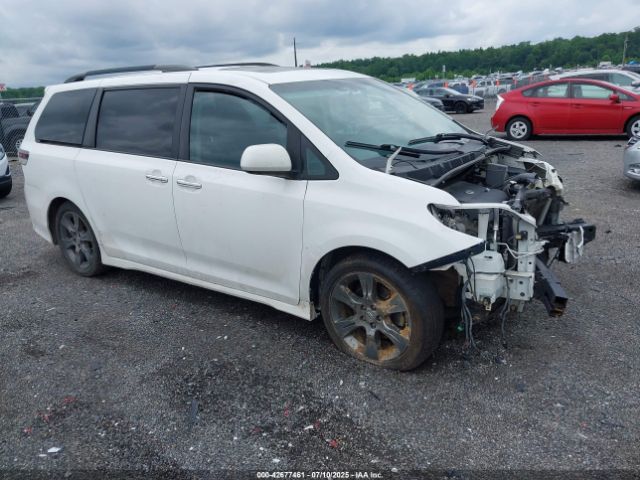 2016 TOYOTA SIENNA 5TDXK3DC0GS762640