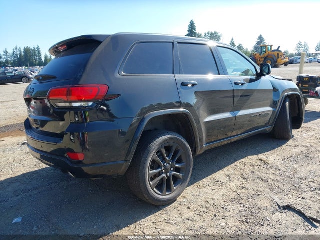 1C4RJFAG2JC264565 Jeep 2018