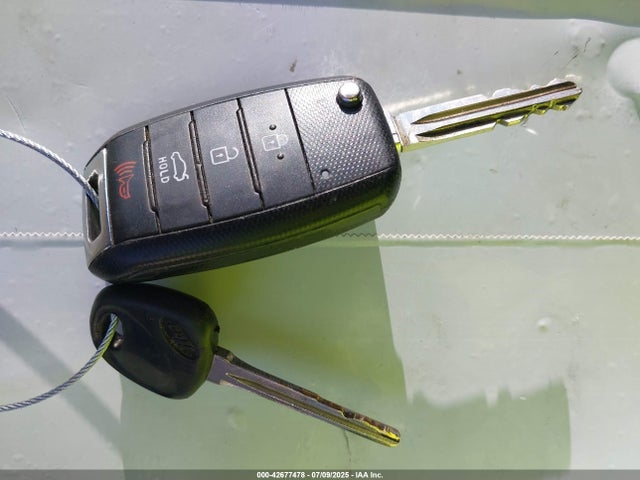 KNAFK4A68G5618899 KIA FORTE LX