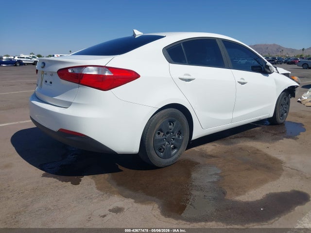 KNAFK4A68G5618899 KIA FORTE LX