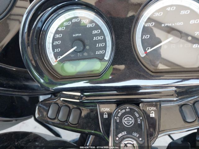 2021 HARLEY-DAVIDSON FLTRK 1HD1KZF19MB673915 Photo 6