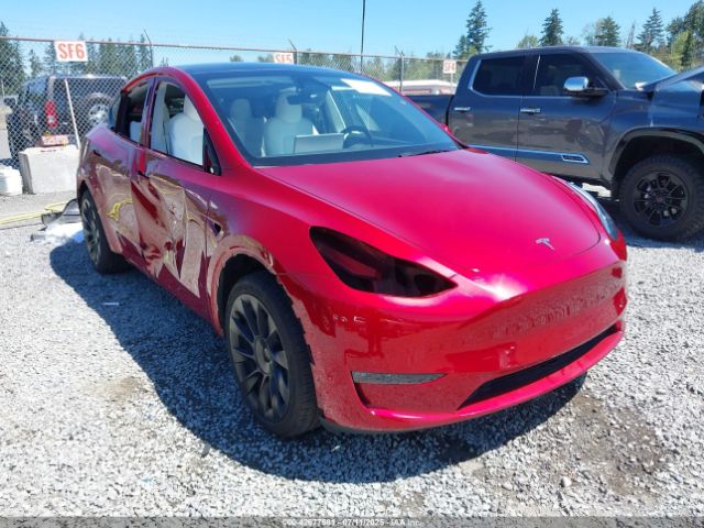 2024 TESLA MODEL Y 7SAYGAEE0RF983384