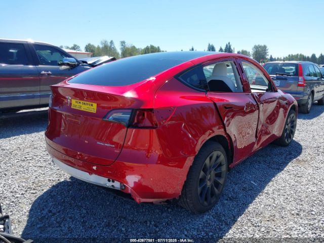 2024 TESLA MODEL Y 7SAYGAEE0RF983384 Photo 3