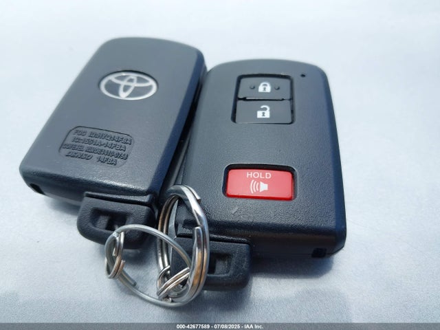 Toyota 2ar-fxe, 2jm+2fm 2017 JTMRJREV3HD072554 Image 11