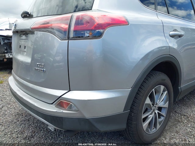 Toyota 2ar-fxe, 2jm+2fm 2017 JTMRJREV3HD072554 Image 17