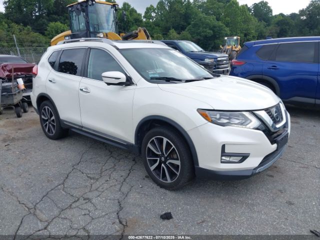 2017 NISSAN ROGUE 5N1AT2MV5HC812557