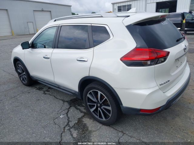 2017 NISSAN ROGUE 5N1AT2MV5HC812557 Photo 2