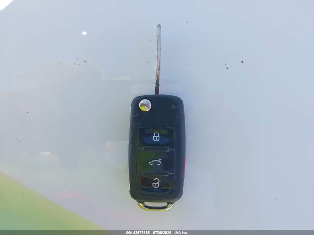 2014 VOLKSWAGEN PASSAT 1VWAT7A39EC107869 Photo 10