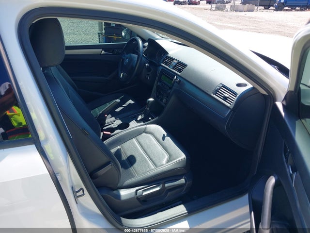 2014 VOLKSWAGEN PASSAT 1VWAT7A39EC107869 Photo 4