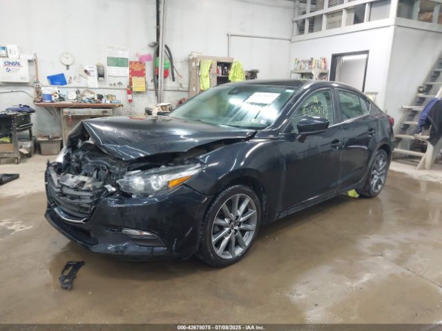 2018 MAZDA MAZDA3 3MZBN1V39JM251226 Photo 1