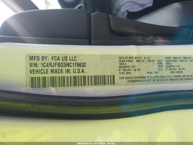 1C4RJFBG5NC176632 Jeep Grand Cherokee