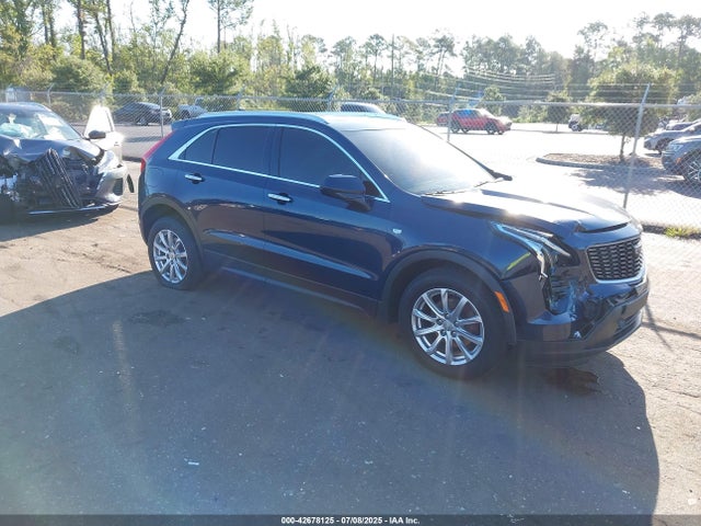 2019 CADILLAC XT4 1GYAZAR43KF121430 Photo 0