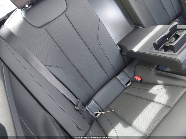 3MW53CM05S8F39647 BMW 2025