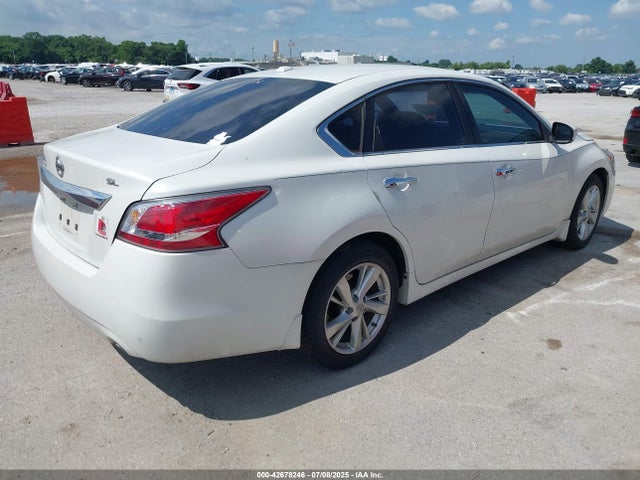 1N4AL3AP8FN366749 Nissan 2015